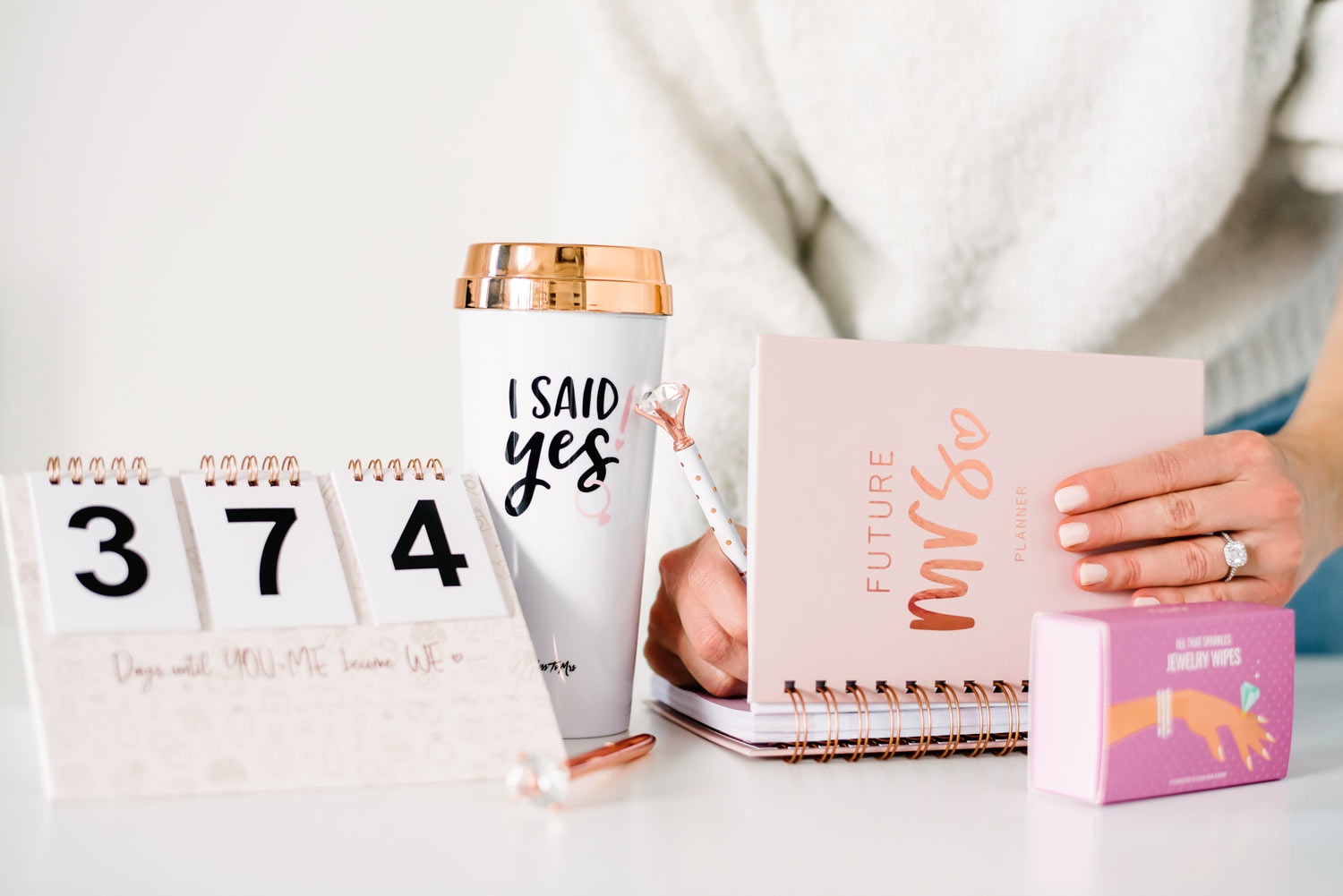 D:\Работа\SEO\GUEST POSTS\POSTS 2021\20.08.2021\Uyo 10_TikTok_Accounts_to_Follow_Before_Wedding_Planning\Colour-LizaLitvinovich-131.jpg