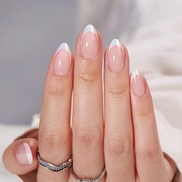 Micro french manicure