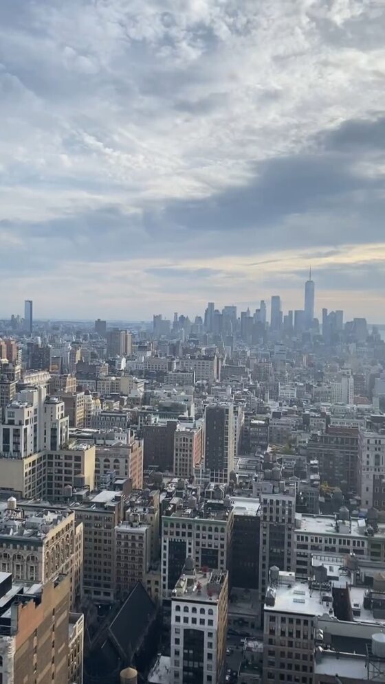 The One Thing New Yorkers Instantly Notice About Tourists